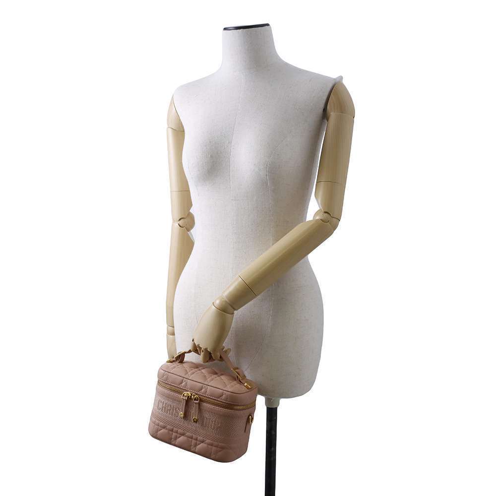 Christian Dior Vanity Cannage Lambskin Handbag - Picture 4 of 12